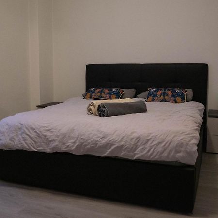 Bilocale Vicino Al Centro Di Verona - Ristrutturato Di Recente! Διαμέρισμα Εξωτερικό φωτογραφία